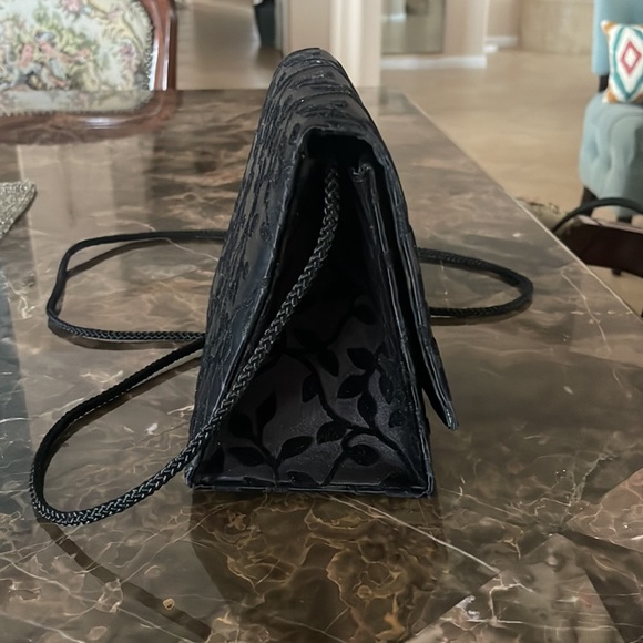 Mini velvet bag - Picture 2 of 7